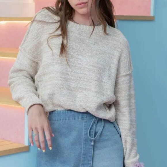 NWT Blu Pepper Exposed Seam Drop Shoulder Pullover Sweater - Picture 1 of 2